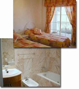 Bedroom and bathroom in Mijas Golf apartment